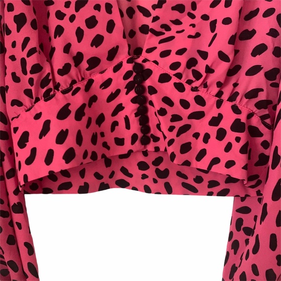 NWT Pink Cheetah Print Flowy Sleeve Crop Top - Picture 5 of 12